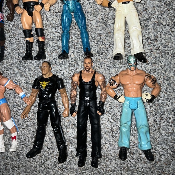 Lot Of 12 WWE/WWF Mattel & JAKKS Pacific Inc. Wrestling Action Figures. - Picture 5 of 10